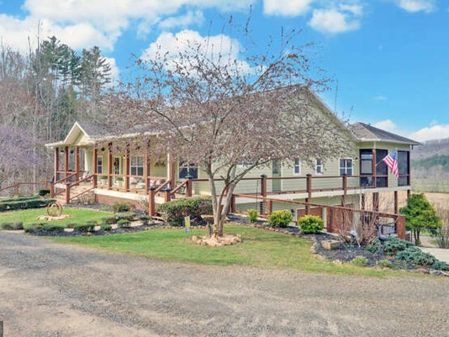 685 Barefoot Road