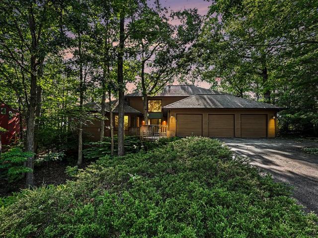 685 Green Road
