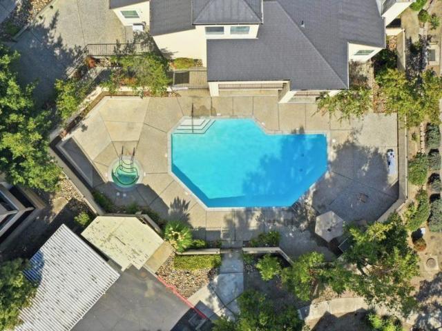 685 Dartmore Ln 365
