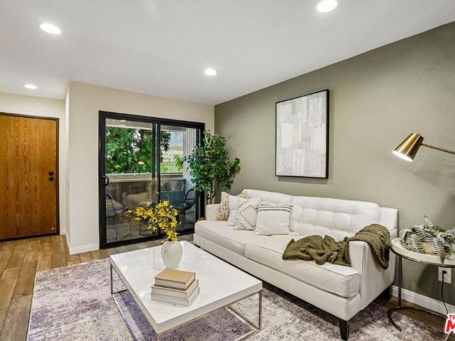 685 N Ashurst Court 203