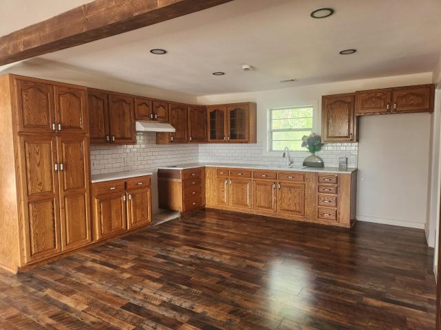 685 S 9th Street