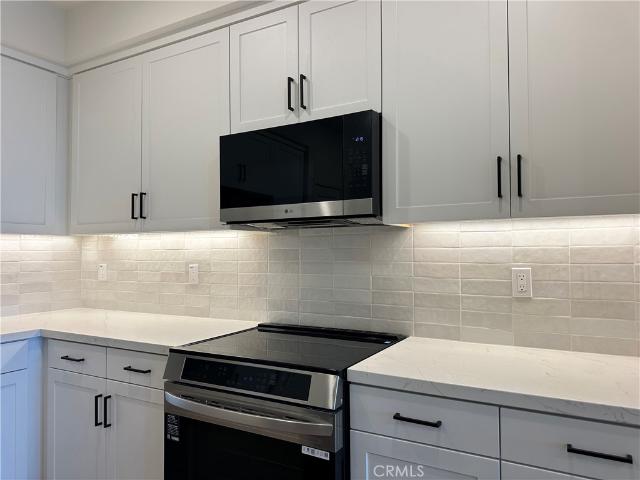 685 S Brea Boulevard 102
