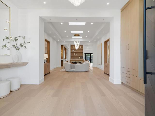 685 Riviera Drive