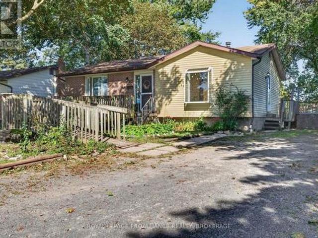 685 Willis Street, Kingston South Of Taylor Kidd Blvd, ON, K7M 6J5 house for sale | Listing ID X13843 | Royal LePage