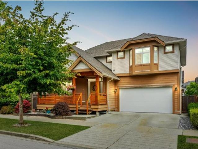 6876 A Street, Surrey, BC, V4N 0B7 house for sale | Listing ID R3163 | Royal LePage
