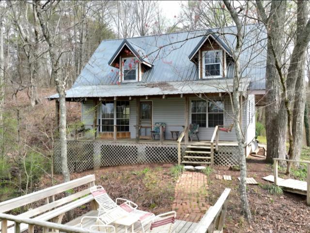 6870 Tennessee 360