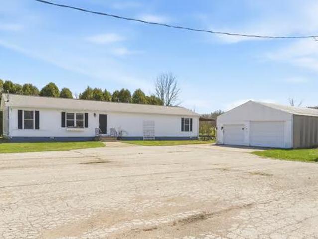 6871 th Avenue, Watervliet, MI 49098 | MLS #70524