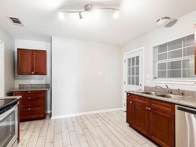 6872 Clinton Ave, Baton Rouge, LA 70805 | MLS #BR2025017