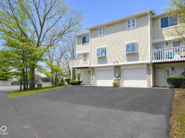 6873 Shore Island Dr, Indianapolis, IN 46220 | MLS #22081