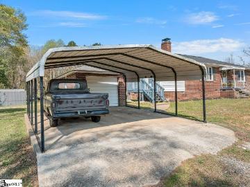 687 Gaffney Highway