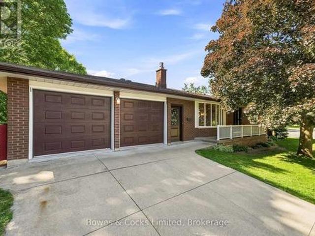 687 Lundy'S Lane, Peterborough Otonabee Ward 1, ON, K9J 4J9 house for sale | Listing ID X13686 | Royal LePage