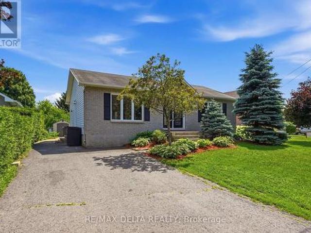 687 Ste Marie Street, Casselman, ON, K0A 1M0 house for sale | Listing ID X13554 | Royal LePage