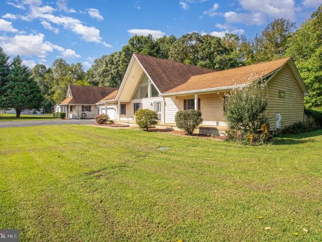 687 Prospect Hill