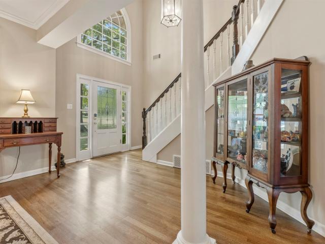 687 windy knoll cv