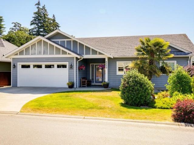 6889 Laura'S Lane, Sooke, BC, V9Z 0P8 house for sale | Listing ID 1041 | Royal LePage