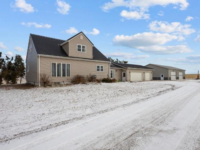 6880 17th Avenue, Keystone, USA, IA
