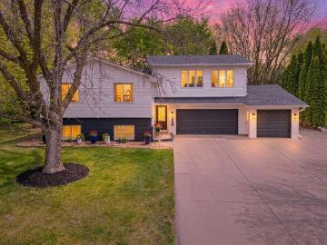 6881 Redwing Lane