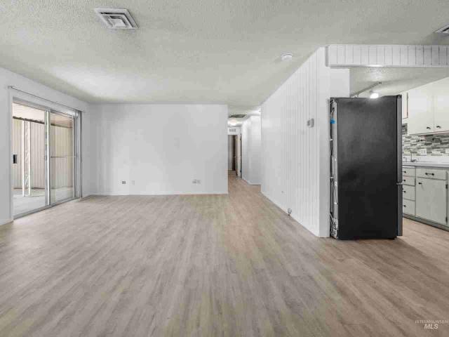 6881 West State Street, Unit 681 2 Bedroom Condo for Rent at 6881 W State St, Garden City, ID 83714