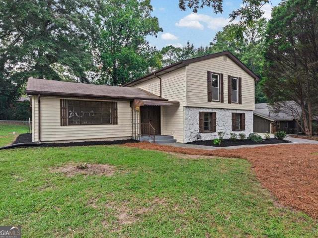 6883 Creekmoor Lane