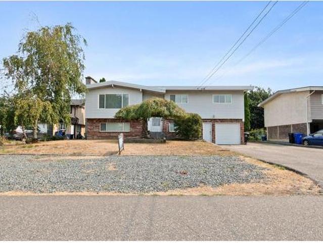 6890 Centennial Drive|Sardis East Vedder, Chilliwack, BC, V2R 1J7 house for sale | Listing ID R3156 | Royal LePage