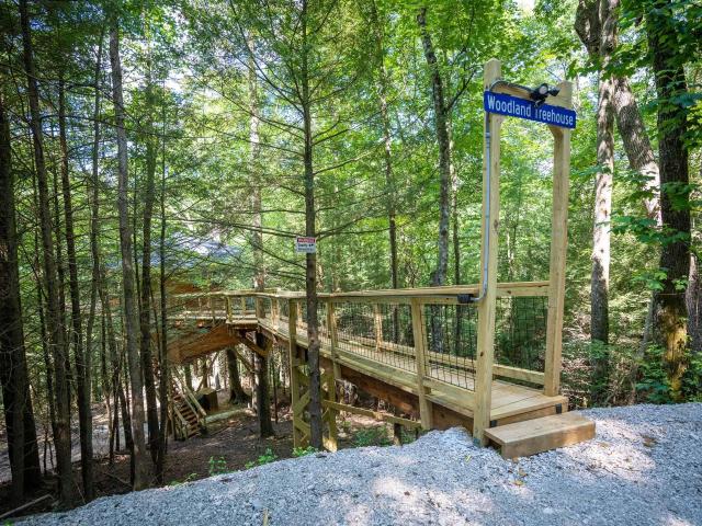 689 Cave Hollow Road