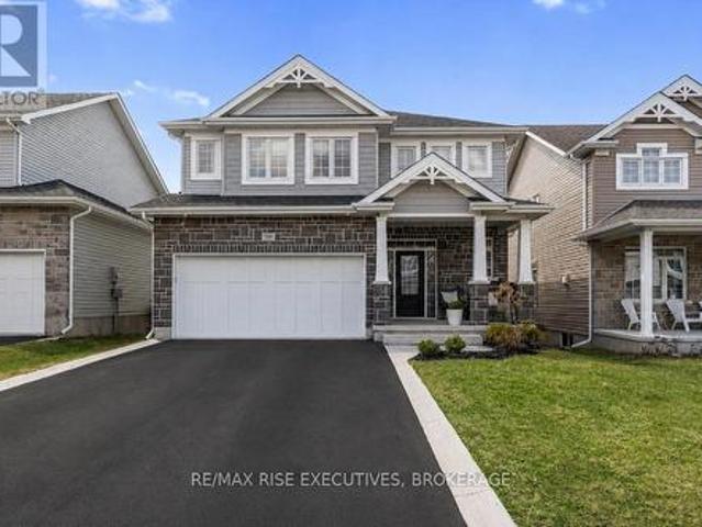 689 Halloway Drive, Kingston. East Incl Barret Crt, ON, K7K 0H5 house for sale | Listing ID X13478 | Royal LePage
