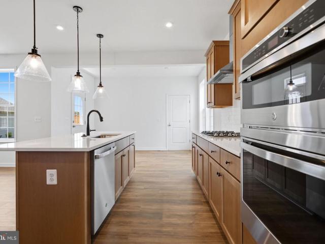 689 Lord Fairfax Street