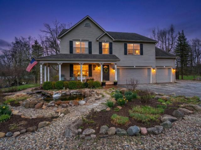 689 Winslow Lane