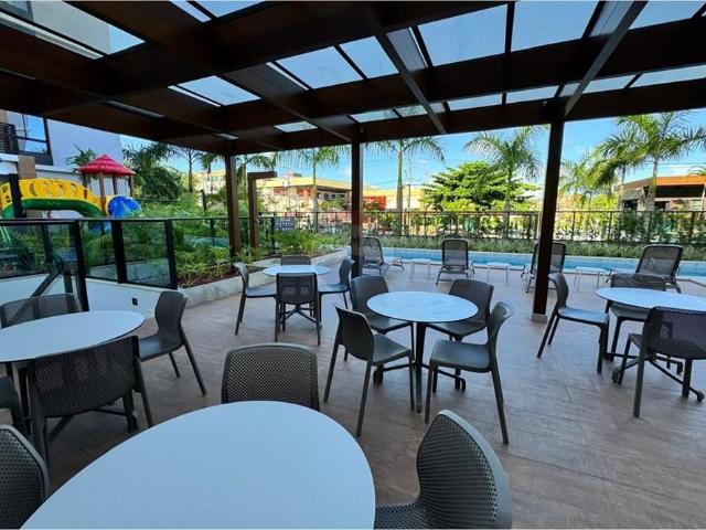 68.00 M² Apartamento Alugar, 2 Dormitórios localizado em Av. Praia de Itapoan, 1538 ao lado do Colégio Apoio Vilas do Atlântico, Lauro de Freitas, Bahia, 42707650 | Brasil