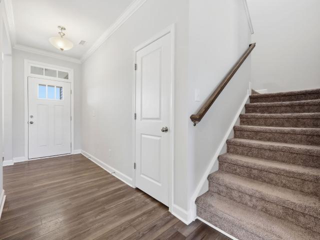 68 Van Winkle Street
