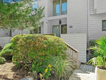 68 W Water St, Sag Harbor, NY 11963 | MLS #L3577