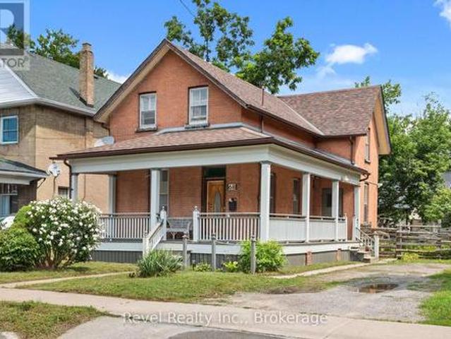 68 William Street S, Kawartha Lakes Lindsay, ON, K9V 3A8 house for sale | Listing ID X13667 | Royal LePage