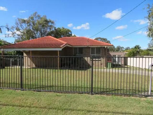 68 Adelaide Circuit, BEENLEIGH, QLD 4207 House for Rent