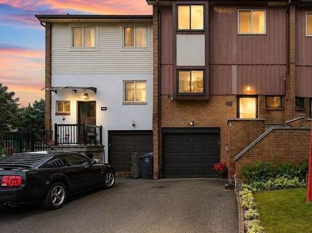 68 Baronwood Court, Brampton, ON, L6V 3H7 townhouse for sale | Listing ID W13731 | Royal LePage