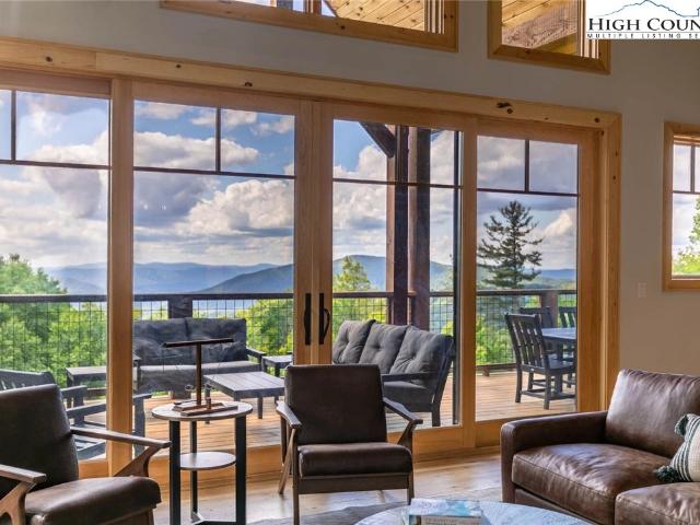 68 Fernwood Trail