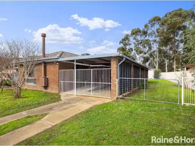 68 Huthwaite Street, MOUNT AUSTIN House for rent Listed by Ra.