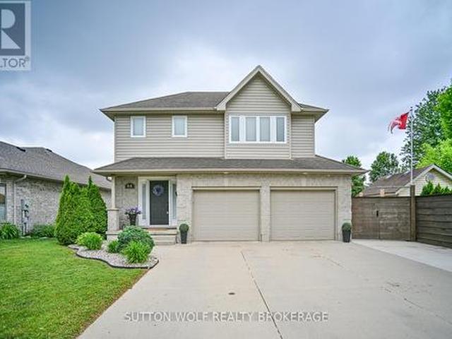 68 Laura Lane, Strathroy Caradoc Ne, ON, N7G 4K9 house for sale | Listing ID X13449 | Royal LePage