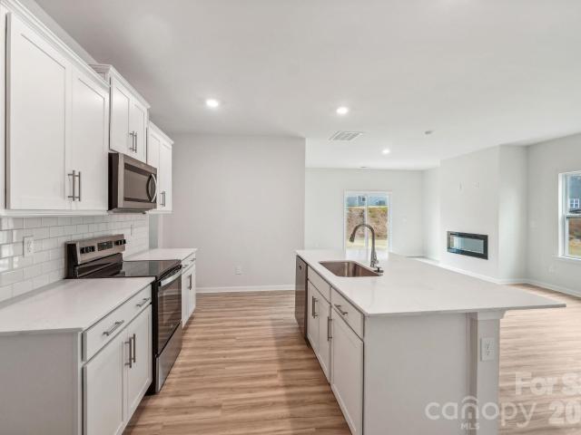 68 Laurel Pointe Drive