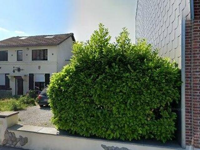 68 m2 apartment for rent in Charleroi