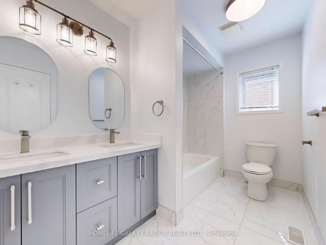68 Mcnicol Crescent, Ajax
