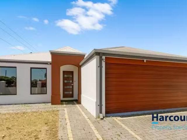 68 Sheffield Road, WATTLE GROVE, WA 6107 House for Rent