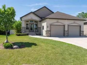 68 Stone Ridge Dr, Stonewall, MB, R0C 2Z0 house for sale Li.