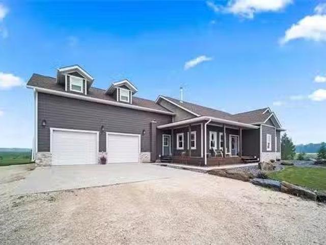69041 Pr 212 Rd 30E Rd, Cooks Creek, MB, R5M 0E3 Luxury Hous.