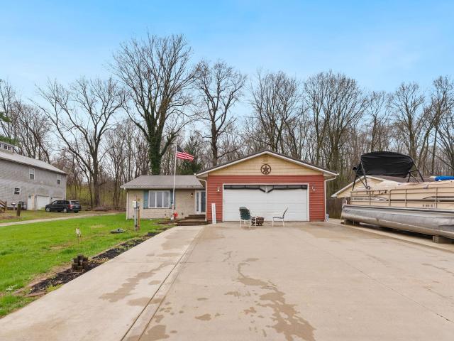 6907 E South Barbee Drive