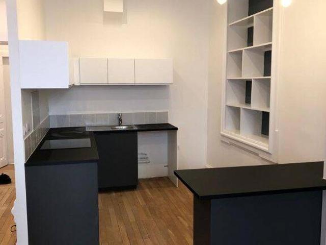 69002 74.41m²