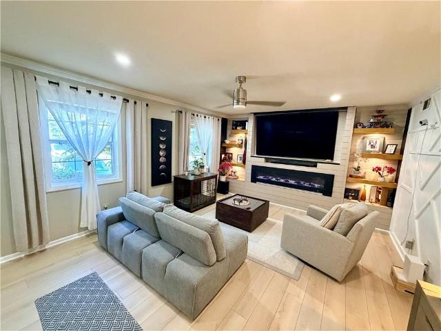 6900 Roswell Road 1K