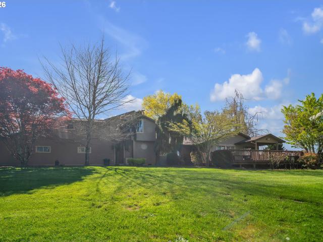 6900 s schneider rd