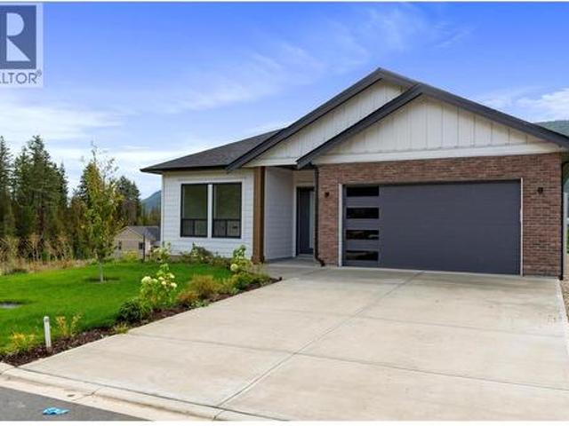 6900 42 Street Ne, Salmon Arm, BC, V0E 1K0 house for sale | Listing ID 10400 | Royal LePage