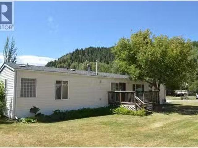 690 Copper Avenue N, Greenwood, BC, V0H 1J0 house for sale.