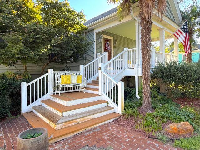 690 E Main Street
